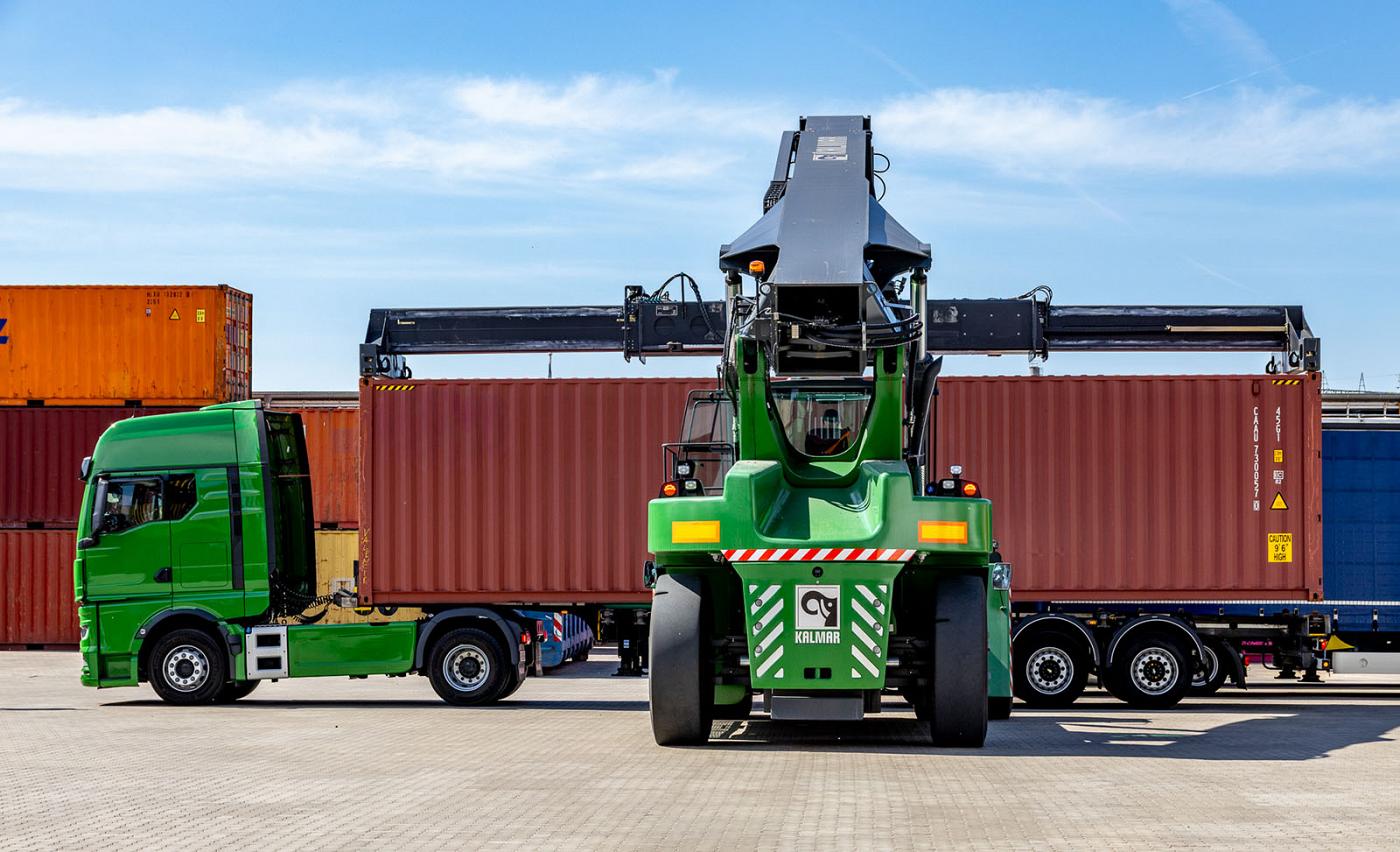 Containerlogistik aus Hamburg – zuverlässig, flexibel, deutschlandweit